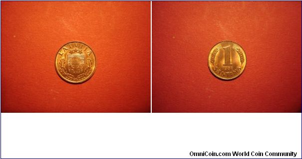 1 Santims
KM# LV-10
Alloy: Cu/Zn/Sn
Diam: 17.0
Weight: 1.80
Mintage: 1.9M
Mint: Riga (Latvia)