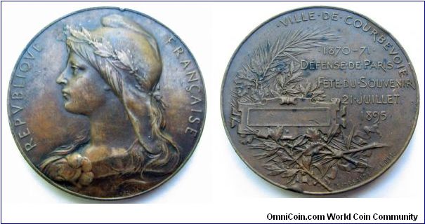 1895 medal commemorating the defense of Paris in the 1870-71 war.  Ville de Courbevoie.