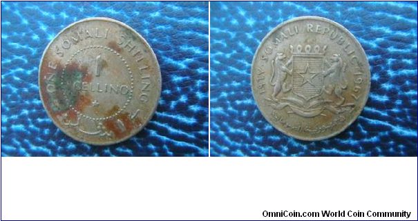 This coin belong to somalia