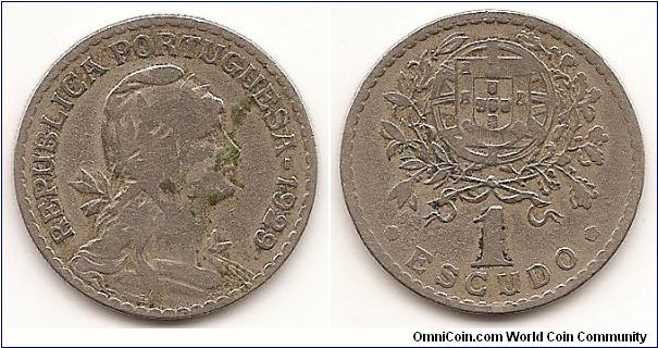1 Escudo
KM#578
8.0000 g., Copper-Nickel, 26.5 mm.
