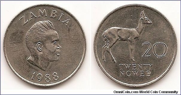 20 Ngwee
KM#13
11.3000 g., Copper-Nickel, 28.5 mm. Obv: Head of K.D. Kaunda
right, date below Rev: Bohur Reedbuck right and denomination