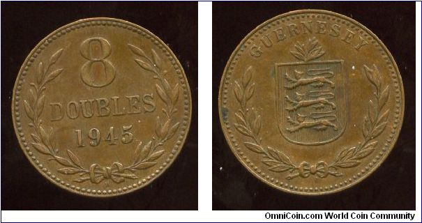 1945
8 doubles
Value in wreath
Island coat of arms in wreath