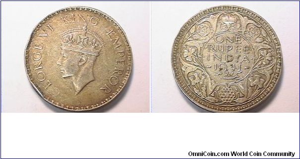 GEORGIVS VI KING EMPEROR
ONE RUPEE.
.500 silver, some rim damage.