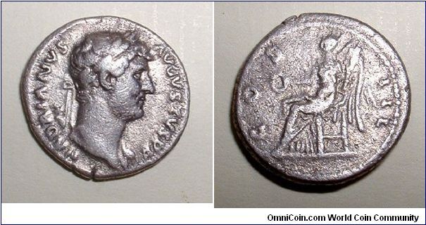 HADRIAN - Denarius - 125/132 AD - HADRIANVS-AVGVSTVS P P
Laureate head right
COS III
Victory seated left, wreath upward in right hand, palm in left over shoulder. Mm. 16,6 grs 3,2