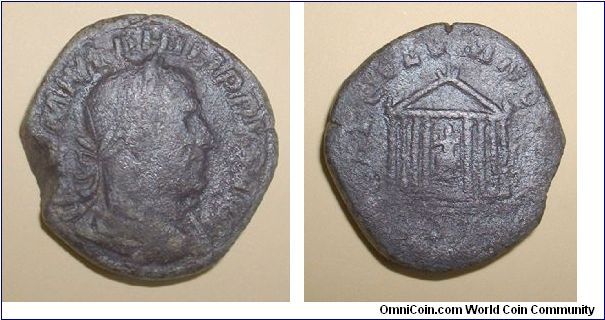 PHILIP I - Sestertius - IMP M IVL PHILIPPVS AVG, laureate cuirassed bust right / SAECVLVM NOVVM, Temple of Roma, statue of Roma at center, SC in exergue. Mm 28,2 grs 16,4