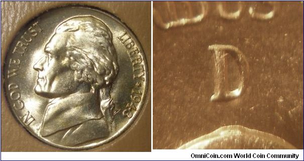 1943D Silver Jefferson Nickel D/D RPM-003




(Book1, Group11, hole8)