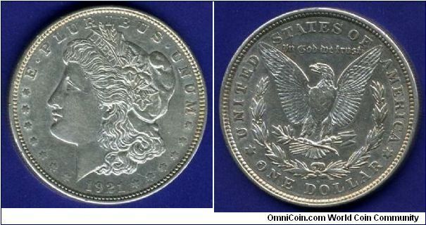 Morgan dollar.
(D) Denver mint.


Ag900f. 26,73gr.