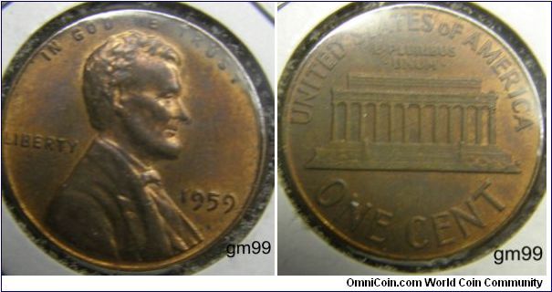In 1959, to commemorate the sesquicentennial of Lincoln's birth, the wheat ears on the reverse of the coin were replaced with a rendering of the Lincoln Memorial by Frank Gasparro.
