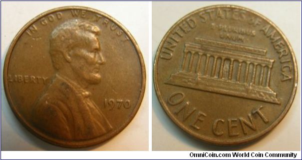 1970 Lincoln Cent
Diameter: 19 millimeters
Metal content:
Copper - 95%
Tin and Zinc - 5%
Weight: 48 grains (3.11 grams)
Edge: Plain
Mintmark: None (for Philadelphia, PA) below the date