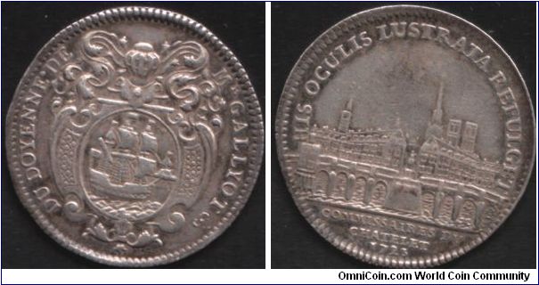 Silver jeton issued for Monsieur Gallyot, Doyen de Chatelet in 1723. Obverse his coat of arms / reverse a beautiful view of Le Chatelet and Notre Dame. A different perspective from the later issues with the reverse of 1749. very rare piece.