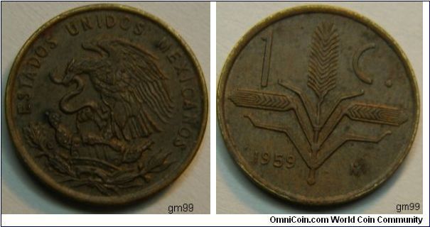 Brass,16mm. Obverse: National arms, eagle left.Reverse: Oat sprigs NOTE: Mint mark Mo.1 Centavo