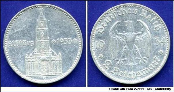 2 Reichsmark.
The Third Reich.
'Red church'
'A'- Berlin mint.
Mintage 2,710,000 units.



Ag625f. 8,0gr.