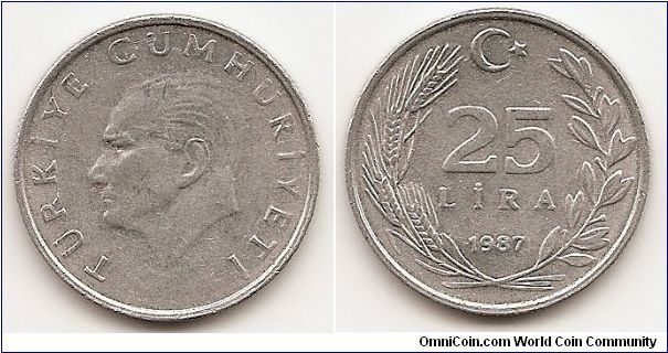 25 Lira
KM#975
2.8500 g., Aluminum, 27 mm. Obv: Head of Atatürk left Rev: Value and date within wreath Edge: Reeded