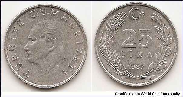 25 Lira
KM#975
2.8500 g., Aluminum, 27 mm. Obv: Head of Atatürk left Rev: Value and date within wreath Edge: Reeded