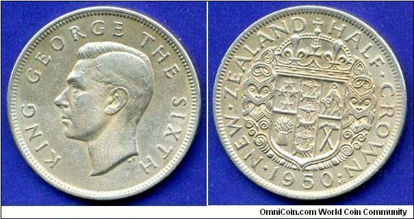 Half Crown.
George VI (1936-1952) King.


Cu-Ni.