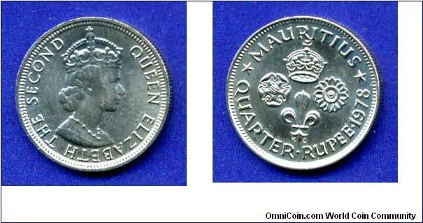 1/4 Rupee.
Elizabeth II.
Mintage 8,800,000 units.


Cu-Ni.