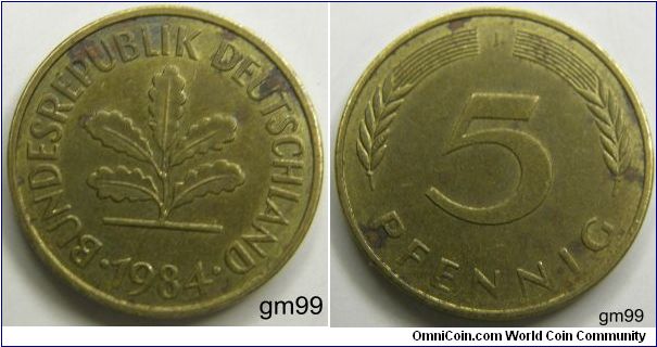 5 Pfennig (Copper Plated Steel) : 1950-2001
Obverse: Plant with 5 leaves,
BUNDESREPUBLIK DEUTSCHLAND date
Reverse: Stalks either side of value,
5 PFENNIG