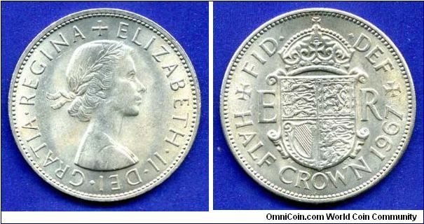 Half Crown.
Elizabeth II regina.


Cu-Ni.