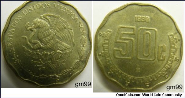 Obverse; national arms, eagle left. Reverse; 50 Centavos