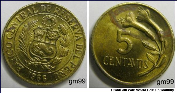 5 Centimos (Brass) Obverse; Wreath over arms with stalks on either side,
BANCO CENTRAL DE RESERVA DEL PERU date 1966