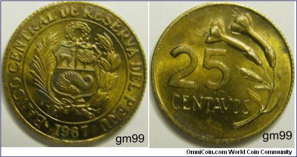 25 Centimos (Brass) Obverse; Wreath over arms with stalks on either side,
BANCO CENTRAL DE RESERVA DEL PERU date 1967
