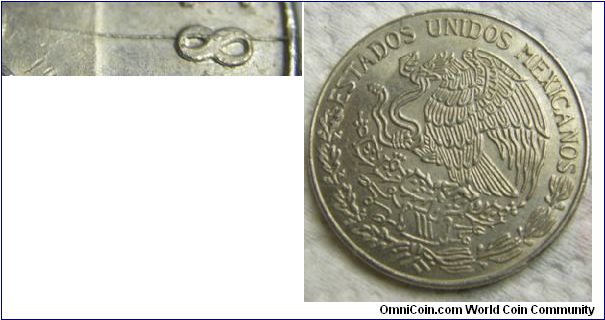 BIG DIE CRACK in the DATE 1981. PESO, NATIONAL ARMS, EAGLE LEFT.REVERSE: Jose Morelos y Pavon wearing kerchief on head left,
UN PESO date