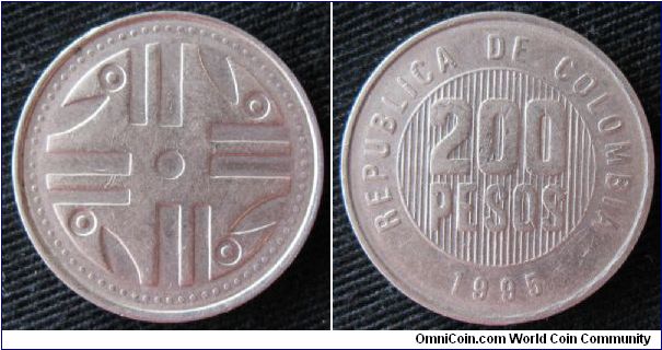 200 pesos, Cu Ni Zn, obverse is artwork from the Quimbaya period.