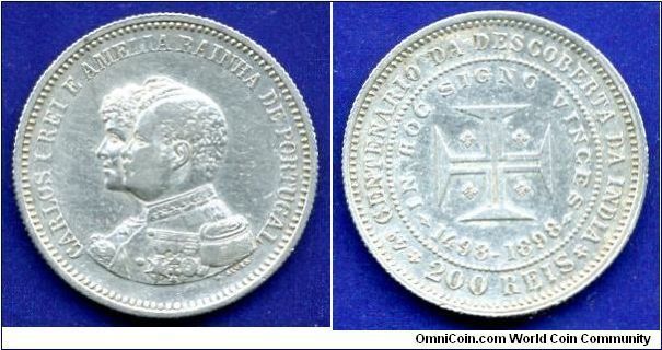 200 reis.
400-anniversary of the opening of the road to India.
Carlos I (1889-1908) & Amelia.
Mintage 250,000 units.


Ag917f. 5,0gr.