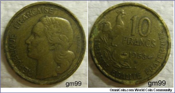 10 Francs (Aluminum-Bronze) : 1950-1959
Obverse: Liberty left with flower in hair,
REPUBLIQUE FRANCAISE G GUIRAUD behind neck
Reverse: Rooster and stalk to left of value and date,
10 FRANCS date LIBERTE EGALITE FRATERNITE
