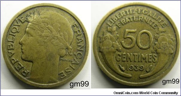 50 Centimes (Aluminum-Bronze) : 1931-1947
Obverse; Liberty facing left,
 REPUBLIQVE FRANCAISE
Reverse; Legend within two cornucopiae,
 LIBERTE EGALITE FRATERNITE 50 CENTIMES date