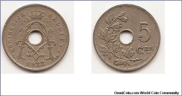 5 Centimes
KM#67
Copper-Nickel Obv: Center hole within crowned monogram, date
below, legend in Dutch Obv. Leg.: BELGIE Rev: Spray of leaves
to left of center hole, denomination to right, plain field above 5