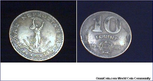 HUNGARY 10 FORINT.