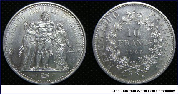 Modern Republic - France. 10 Francs, 1966. 25.0000 g, 0.9000 Silver, .7234 Oz. ASW. Mintage: 9,800,000 units. UNC.
