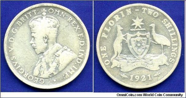 1 Florin - 2 Shillings.
George V (1910-1936).
Mintage 1,247,000 units.


Ag925f. 11,31gr.