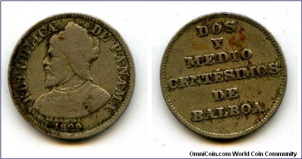 2 1/2 Centesimos
Vasco nunez de Balboa In soft cap with a feather and armour
Dos y Medio Centesimo de Balboa