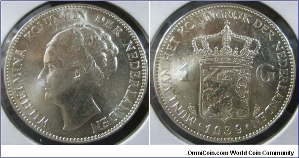 Wilhelmina I, 1 Guiden, 1940. 10.0000 g, 0.7200 Silver, .2315 Oz. ASW. Mintage: 21,300,000 units. Brilliant Uncirculated (BU).