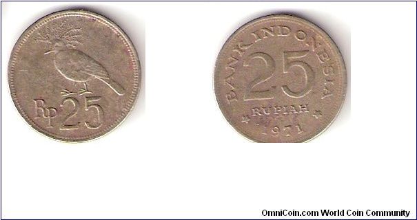 INDONESIA

1971

25 

RUPIAH

COIN

 

REVERSE:  VICTORIA CROWNED PIGEON

EDGED:      REEDED

METAL:      COPPER NICKEL