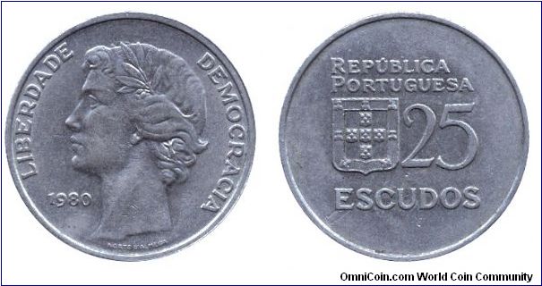 Portugal, 25 escudos, 1980, Cu-Ni, Liberdade Democracia.                                                                                                                                                                                                                                                                                                                                                                                                                                                            