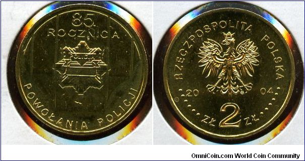 85 yrs of Police
stylized Police identification badge
against a background of an enlarged bottom fragment of the
badge, and inscription, 85th anniversary of
establishing the Police
Eagle, value & date