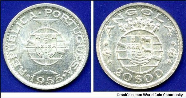 20 Escudos.
Republica Portuguesa.
*ANGOLA*.
Mintage 997,000 units.


Ag720f. 10gr.