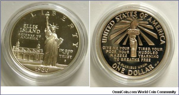 1986 Statue of Liberty Dollar and Half-Dollar Proof Set.
1986 STATUE OF LIBERTY
COMMEMORATIVE ONE DOLLAR .
Metal Content:
Silver - 90%
Copper - 10%