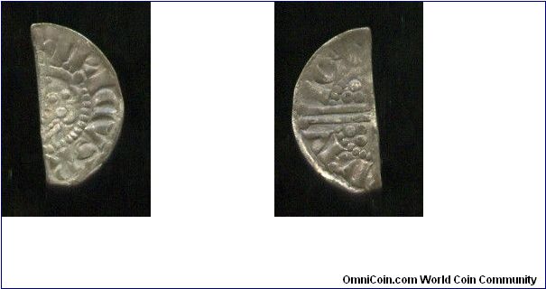Henry III  1216-1272
Cut Voided Long Cross penny
Davi on London 1247-1272
Voided Long Cross and three pellets in each quarter