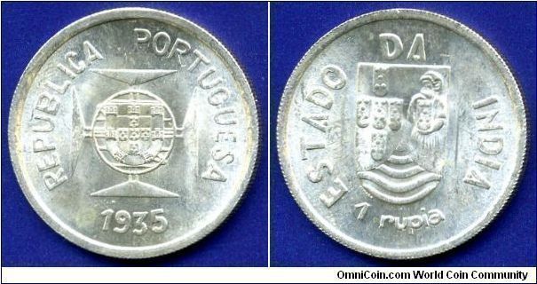 1 Rupia.
Republica Portuguesa.
*ESTADO DA INDIA*.
Mintage 300,000 units.
Stamp shine.


Ag917f. 12gr.