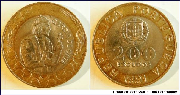 200 Escudos