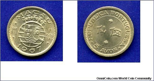 5 avos.
Republica Portuguesa.
*MACAU*.
Mintage 5,000,000 units.
'Yellow' 5 avos.
Stamp shine.


Al-Br.