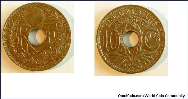 10 centimes
'Small' central hole