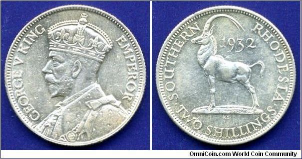 2 shillings.
Southern Rhodesia.
George V (1910-1936).
Mintage 498,000 units.
XF condition.


Ag925f. 11,31gr.