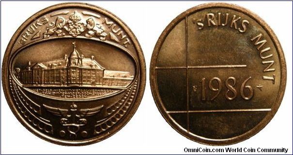 Royal Dutch mint medal or token.De Nederlandse Munt in 1994 prior to that it was called Rijks Munt
