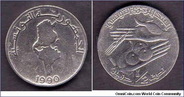 1/2 Dinar

km# 318
==================
FAO

1988,1990
==================
45