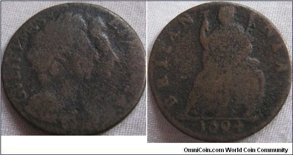 william and mary farthing. 1694 condition is collectable, clear date and most of the legend, reverse is nice